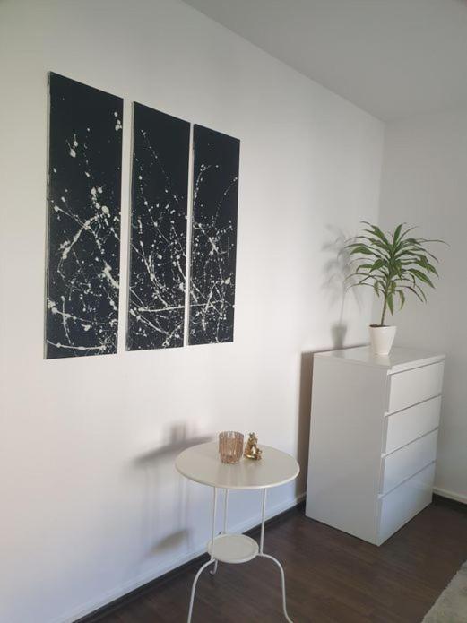 Apartment Schoene In *